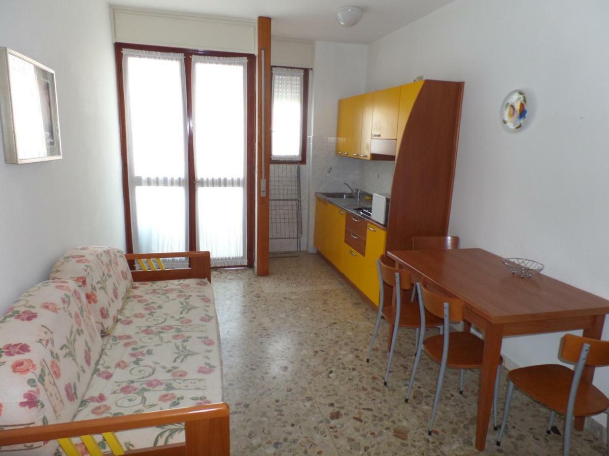 Condominio Mauro Bibione Exterior photo